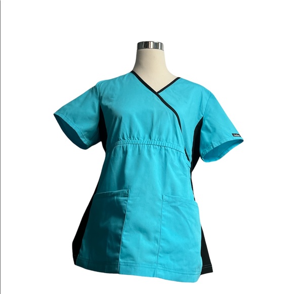 Cherokee Women's Infinity Mock Wrap Scrubs Top - Picture 3 of 12